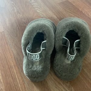UGG Slides